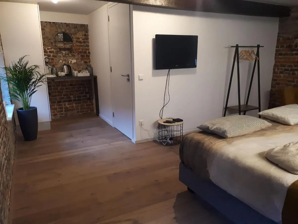 Laeve in de brouwerie Bed and Breakfast Geleen 0*,